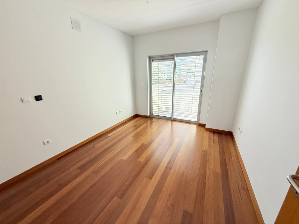 Apartamento T3 para Venda em São Martinho Foto 16