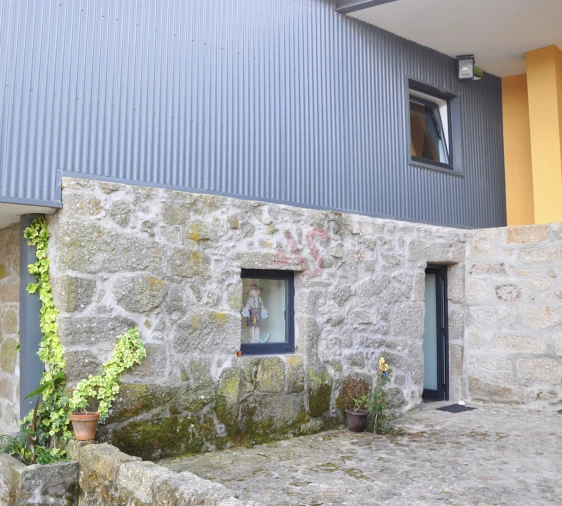 Moradia T2 para Arrendamento em Travassos Foto 1