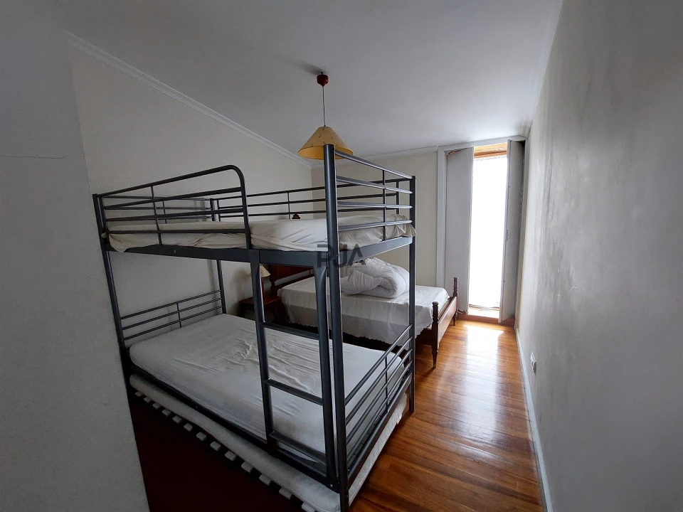 Moradia T8 para Venda em Insua Foto 17