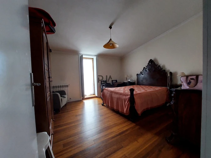 Moradia T8 para Venda em Insua Foto 19