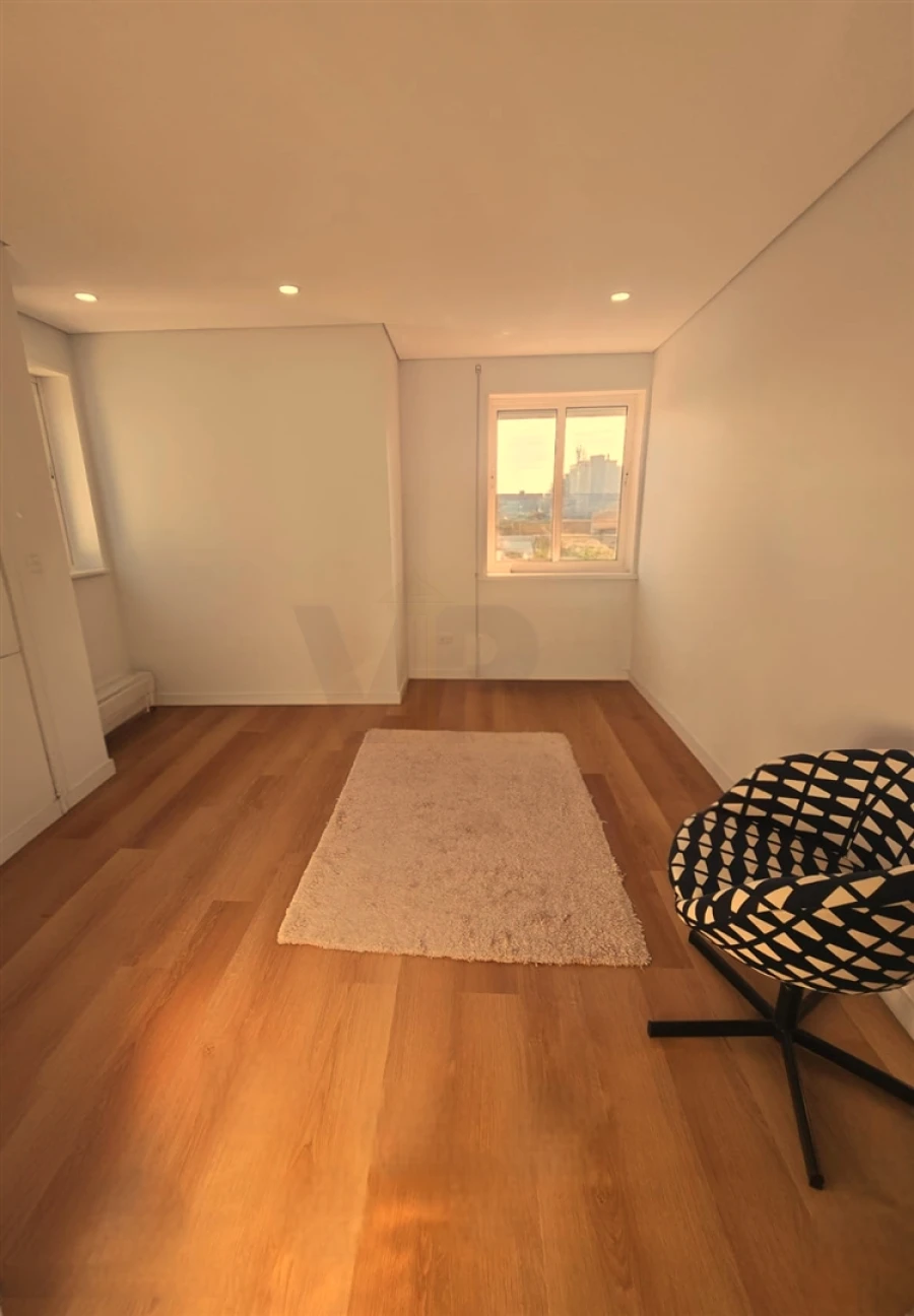 Apartamento T1 para Venda em São Mamede de Infesta e Senhora da Hora Foto 6