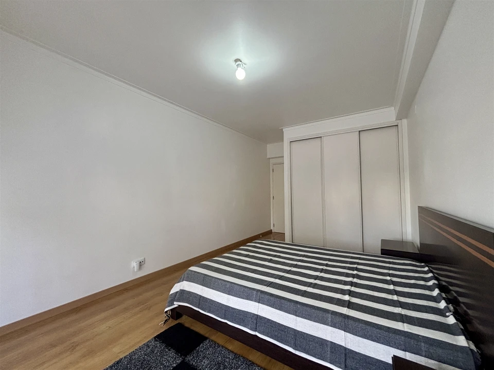Apartamento T2 para Arrendamento em Nazare Foto 9