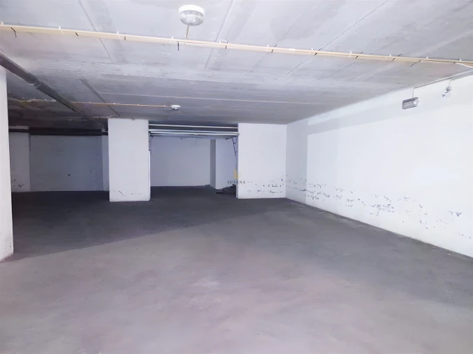 Loja para Arrendamento em Abraveses Foto 9