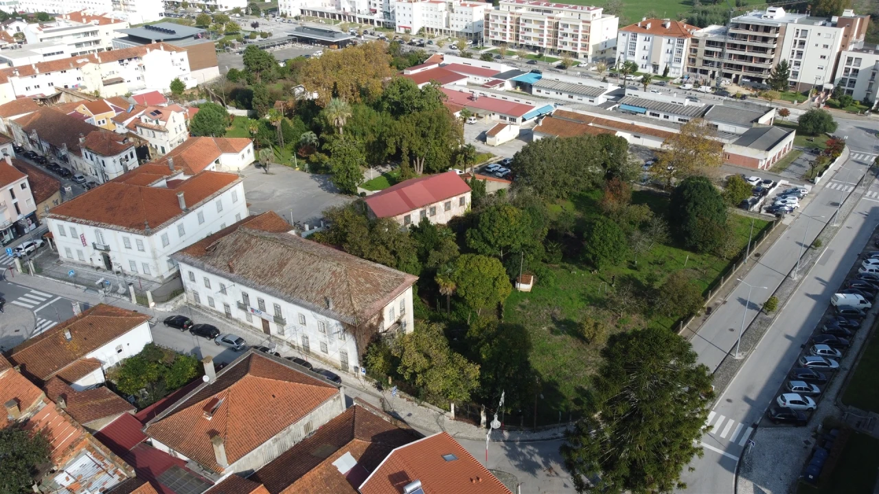 Moradia T10 para Venda em Arcos e Mogofores Foto 1