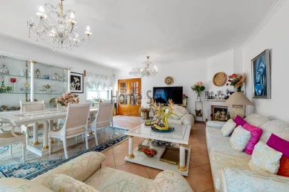 Apartamento T3 para Venda em Sesimbra (Castelo)