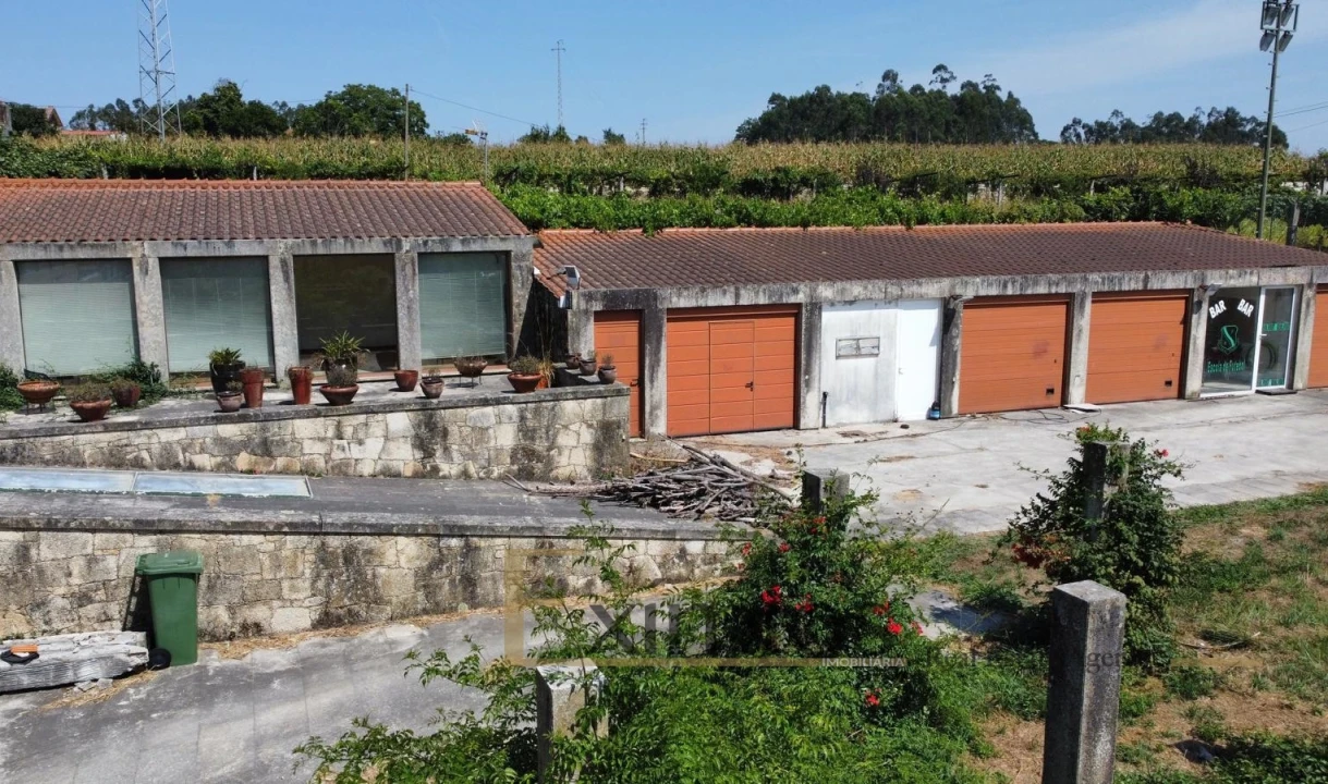 Terreno para Venda em Retorta e Tougues Foto 4