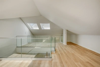 Apartamento T3 para Venda em Carcavelos e Parede
