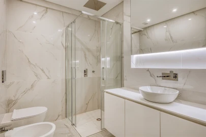 Apartamento T3 para Venda em Carcavelos e Parede