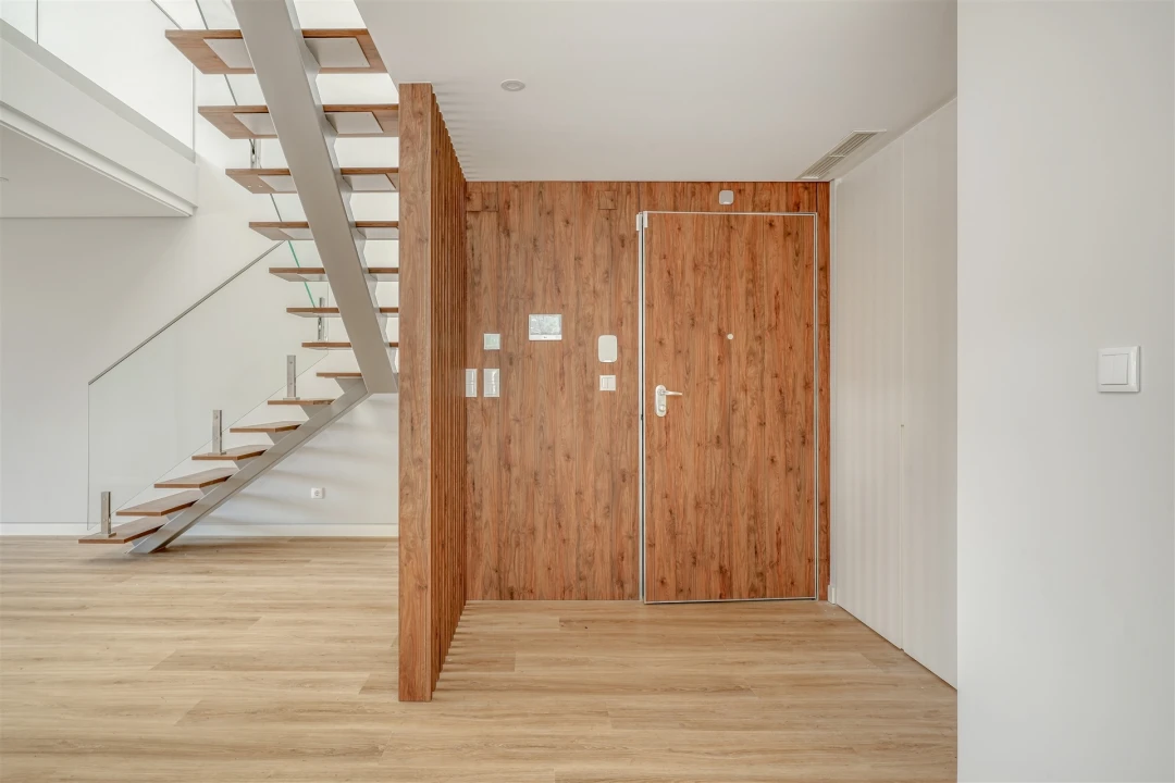 Apartamento T3 para Venda em Carcavelos e Parede Foto 5