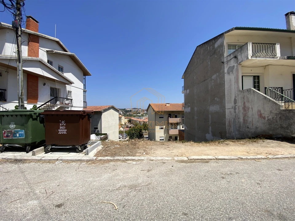 Terreno para Venda em Tavarede Foto 3