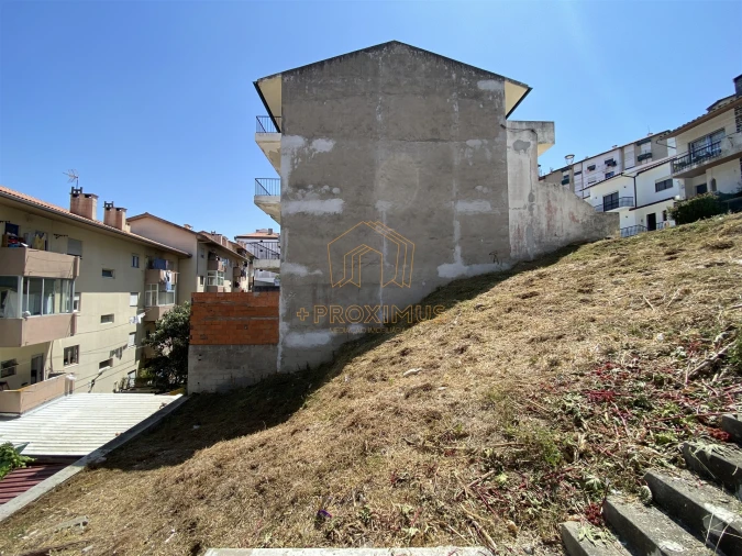 Terreno para Venda em Tavarede Foto 2