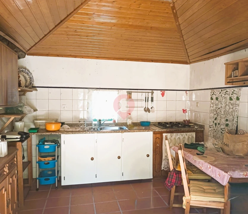 Moradia T2 para Venda em Riba de Mouro Foto 6