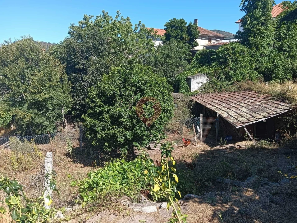 Moradia T2 para Venda em Riba de Mouro Foto 16