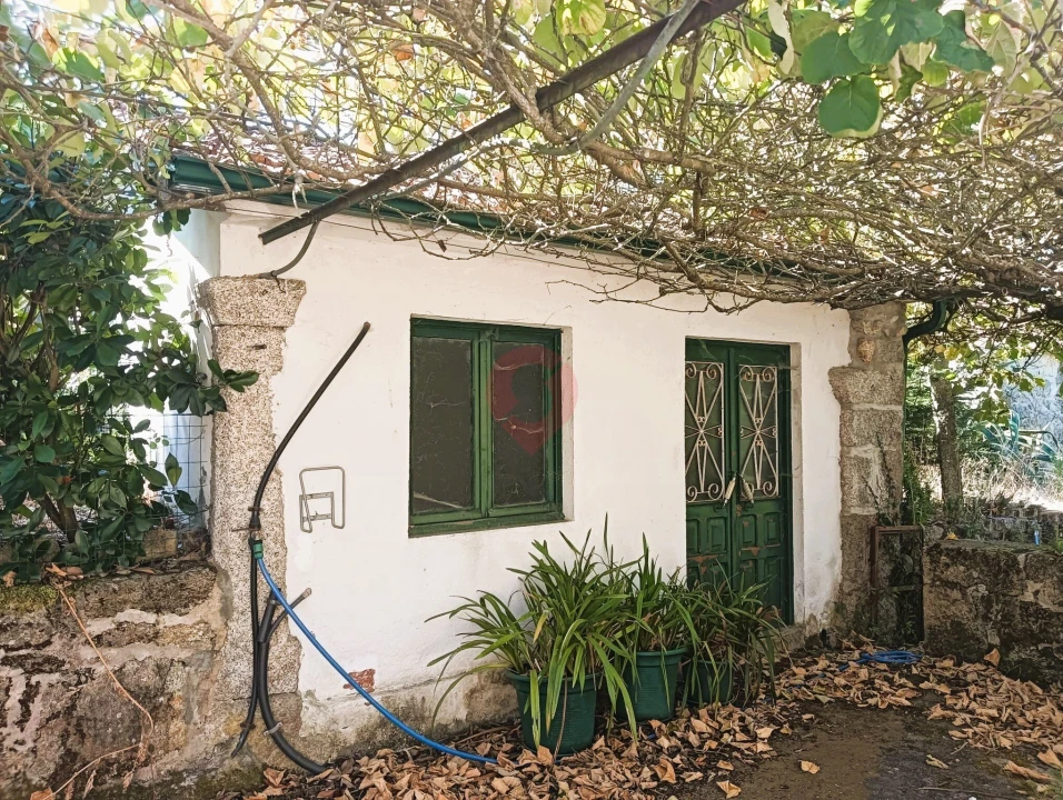 Moradia T2 para Venda em Riba de Mouro Foto 14