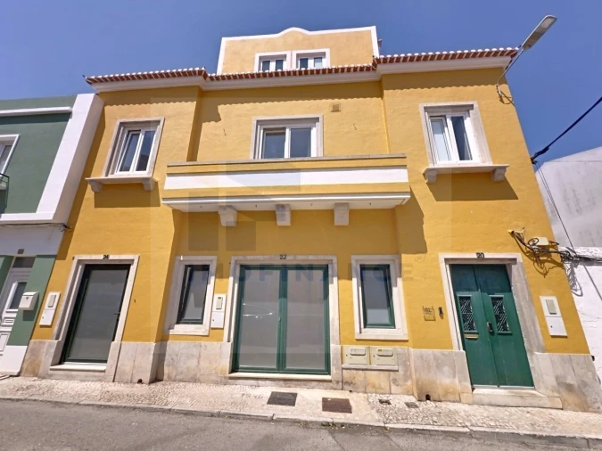Moradia T8 para Venda em Peniche