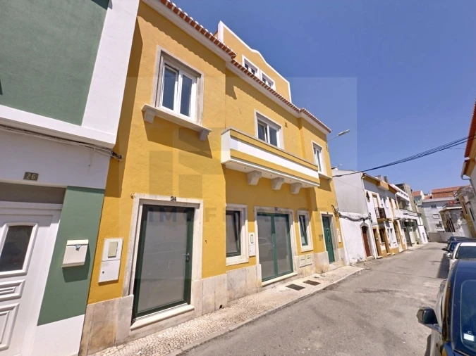 Moradia T8 para Venda em Peniche Foto 2