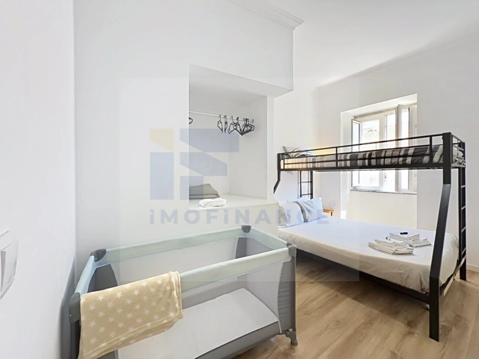 Moradia T8 para Venda em Peniche Foto 3