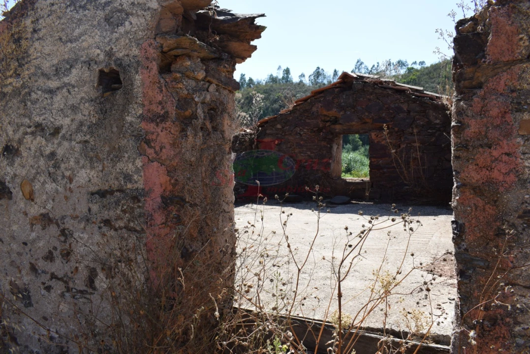 Quinta T2 para Venda em Lavegadas Foto 29
