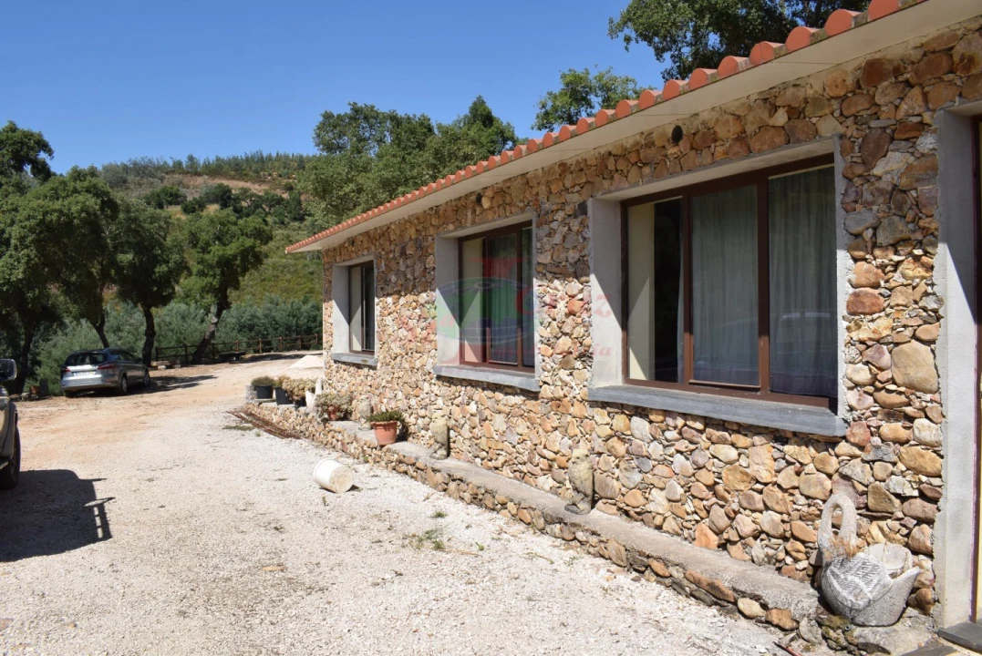 Quinta T2 para Venda em Lavegadas Foto 61