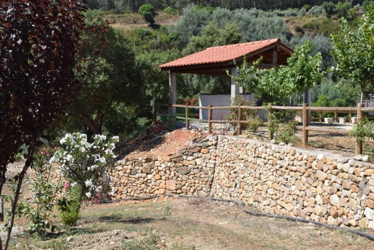 Quinta T2 para Venda em Lavegadas Foto 31