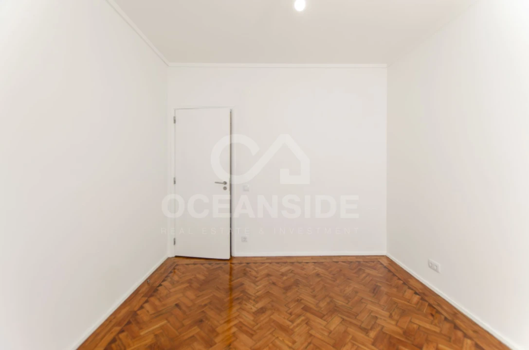 Apartamento T4 para Arrendamento em Oeiras e São Julião da Barra, Paço de Arcos e Caxias Foto 34