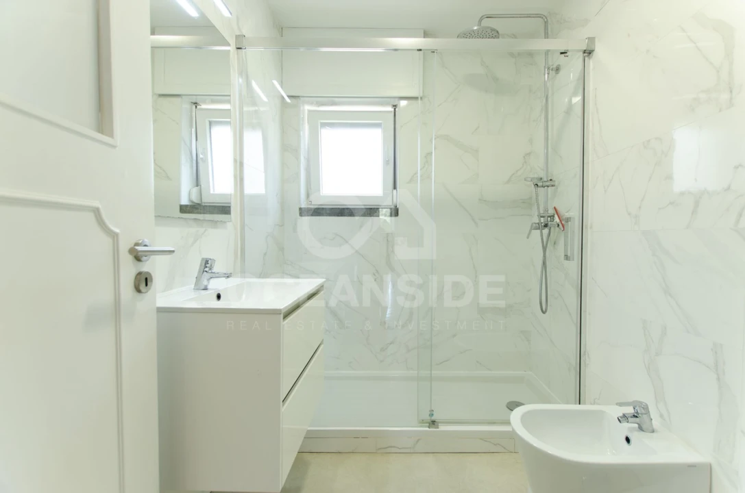 Apartamento T4 para Arrendamento em Oeiras e São Julião da Barra, Paço de Arcos e Caxias Foto 35