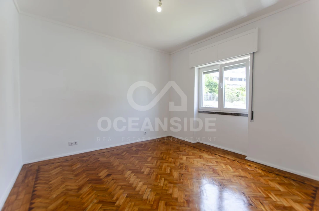 Apartamento T4 para Arrendamento em Oeiras e São Julião da Barra, Paço de Arcos e Caxias Foto 37