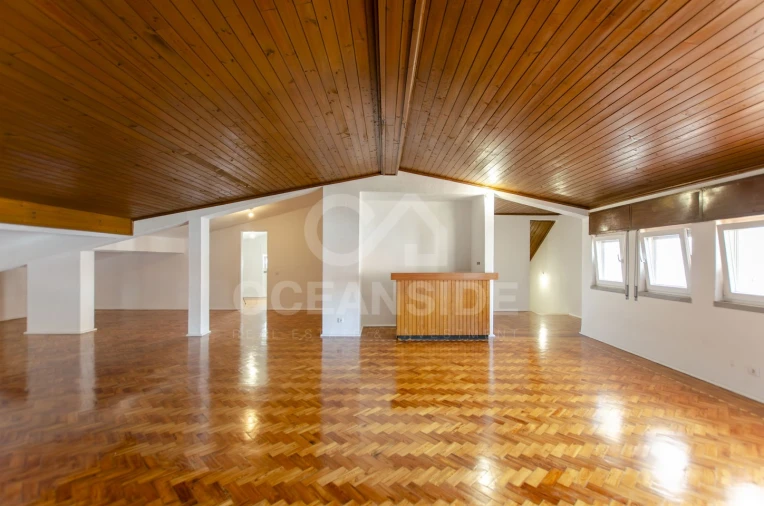 Apartamento T4 para Arrendamento em Oeiras e São Julião da Barra, Paço de Arcos e Caxias Foto 42