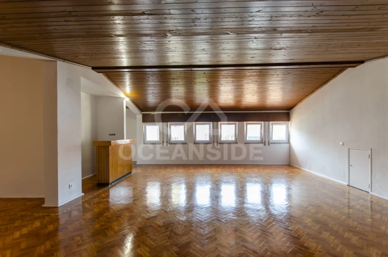 Apartamento T4 para Arrendamento em Oeiras e São Julião da Barra, Paço de Arcos e Caxias Foto 45