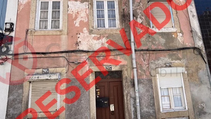 Prédio para Venda em Campo de Ourique