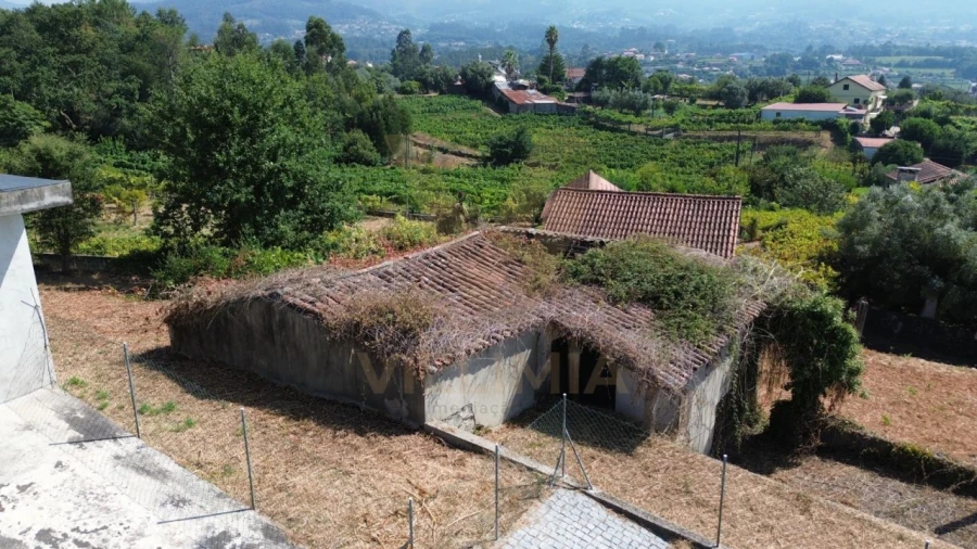 Moradia T2 para Venda em Arcozelo Foto 3