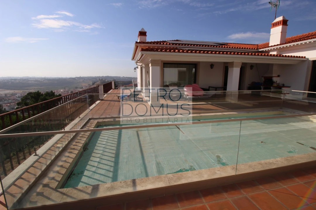 Moradia T4 para Venda em Porto de Mós - São João Baptista e São Pedro Foto 24