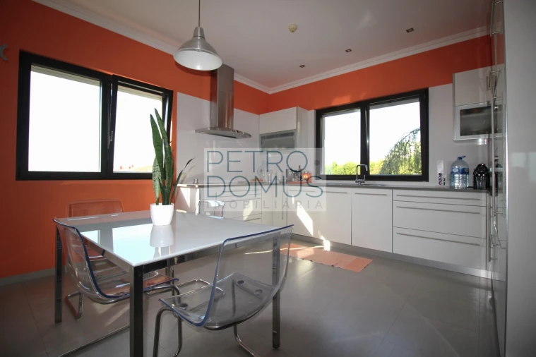 Moradia T4 para Venda em Porto de Mós - São João Baptista e São Pedro Foto 7