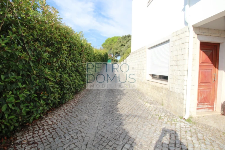 Moradia T4 para Venda em Porto de Mós - São João Baptista e São Pedro Foto 33
