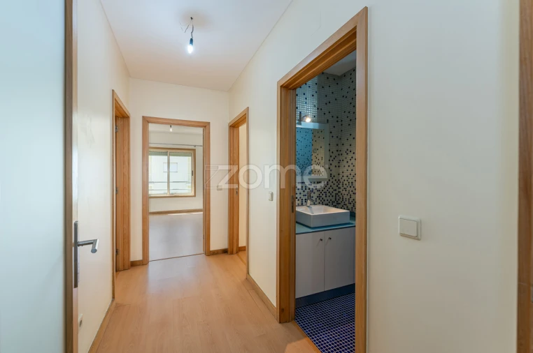 Apartamento T3 para Venda em São João de Ver Foto 13