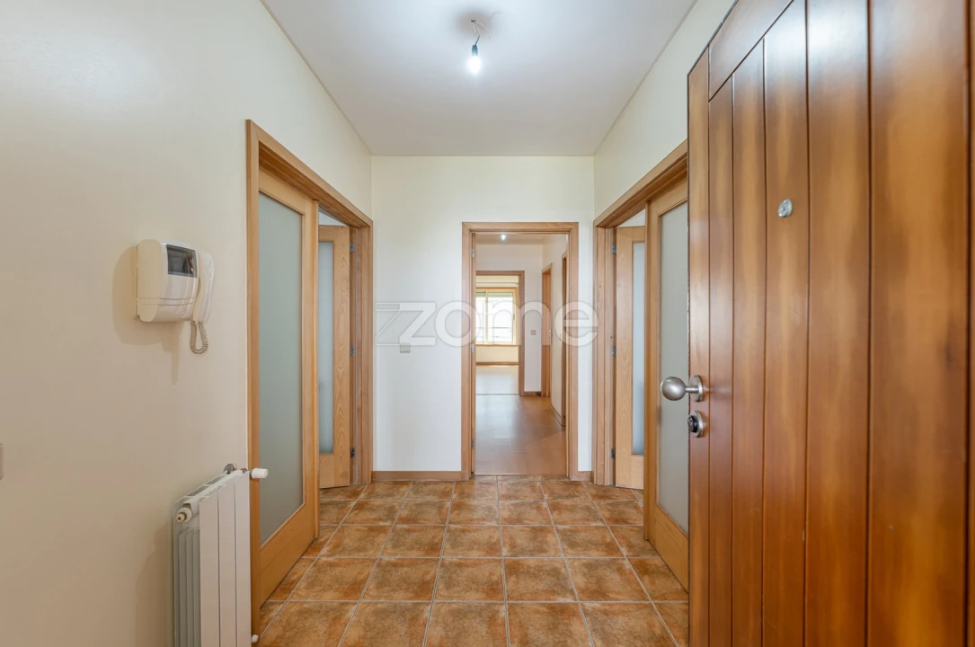 Apartamento T3 para Venda em São João de Ver Foto 11