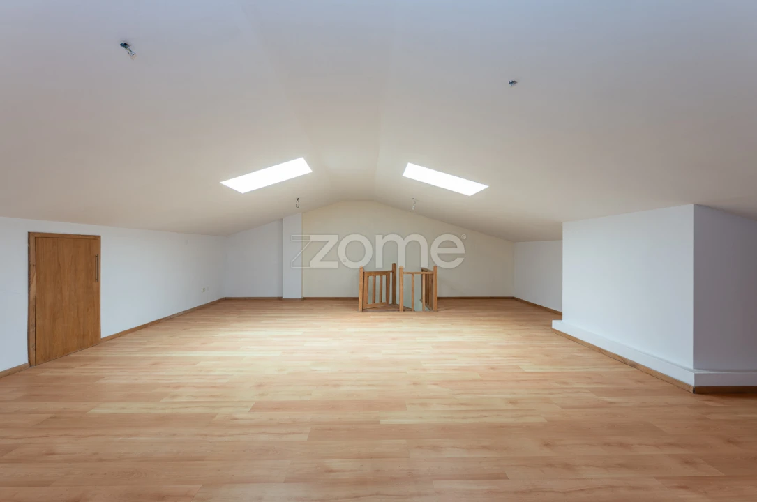 Apartamento T3 para Venda em São João de Ver Foto 31