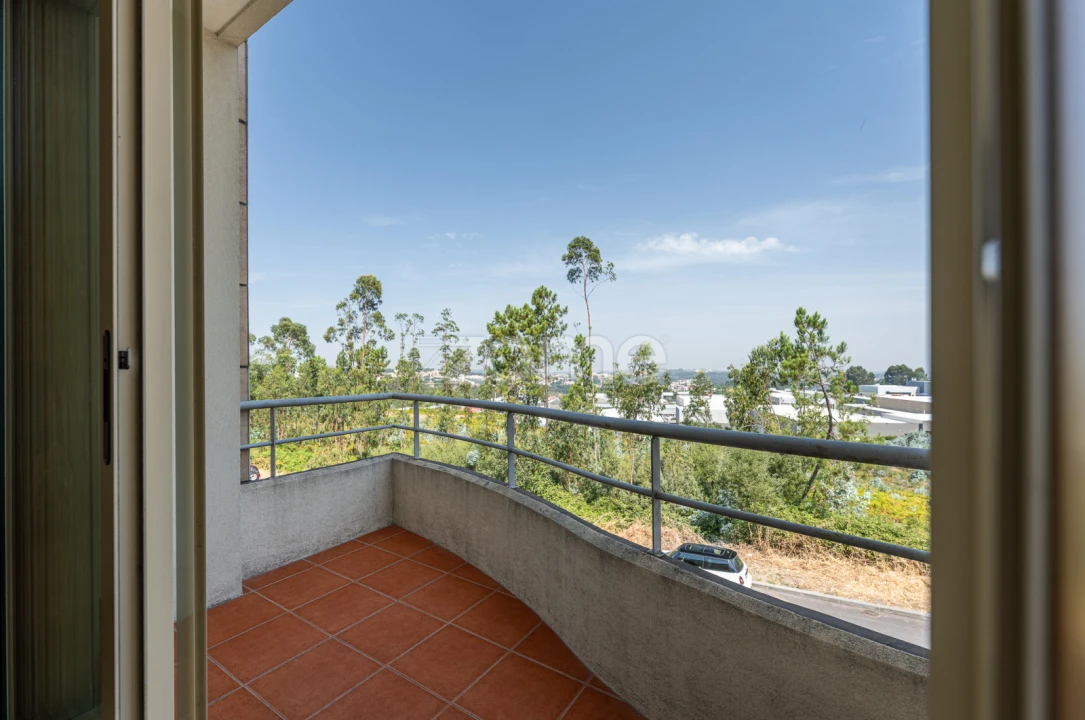 Apartamento T3 para Venda em São João de Ver Foto 4