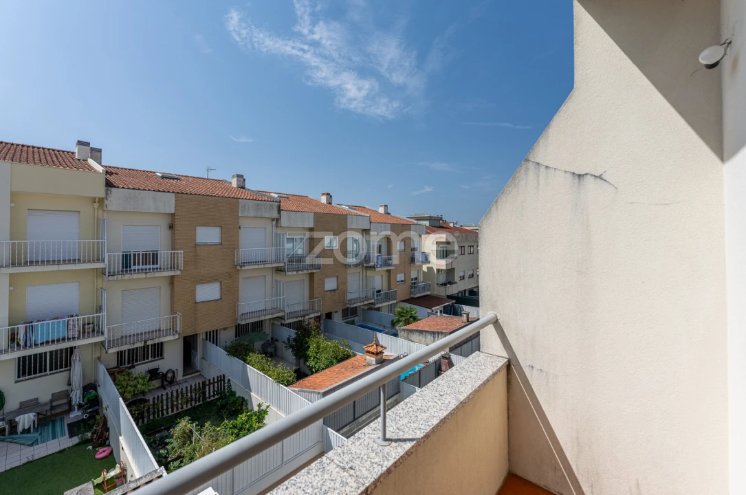 Apartamento T3 para Venda em São João de Ver Foto 17