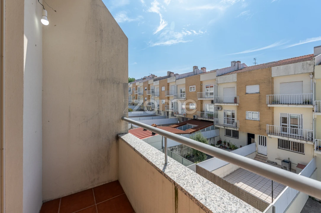 Apartamento T3 para Venda em São João de Ver Foto 30