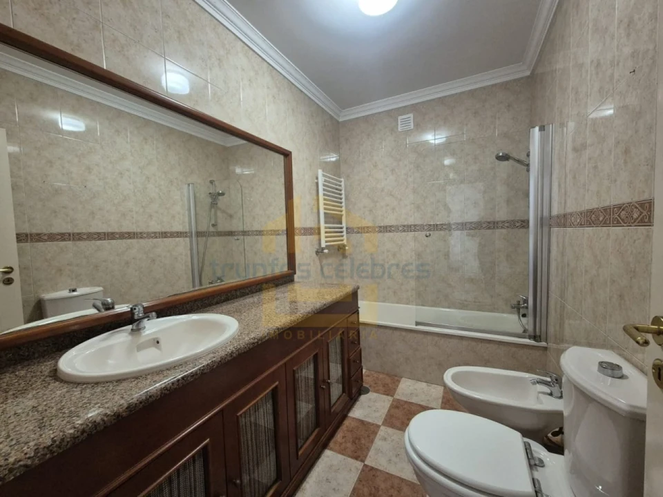 Apartamento T2 para Venda em Aver-O-Mar, Amorim e Terroso Foto 9