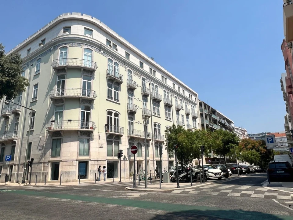 Apartamento T2 para Venda em Arroios Foto 1
