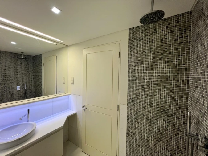Apartamento T2 para Venda em Arroios Foto 26