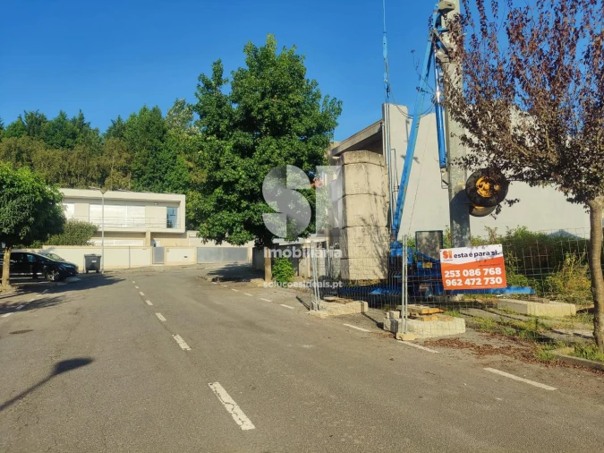 Moradia T3 para Venda em Real, Dume e Semelhe Foto 17