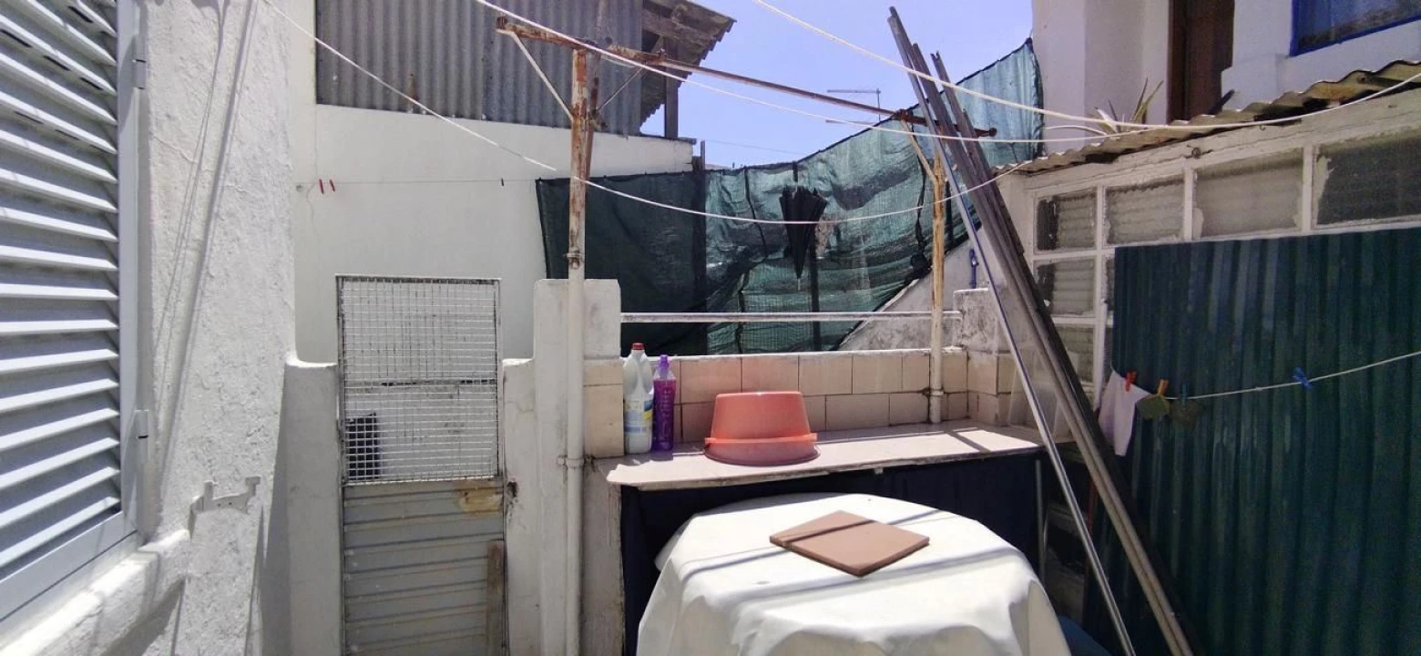 Moradia T6 para Venda em Laranjeiro e Feijó Foto 6