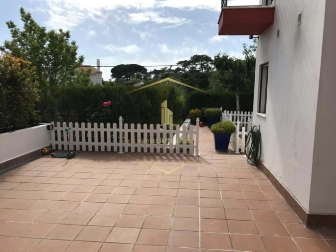 Moradia T4 para Venda em Cascais e Estoril Foto 51
