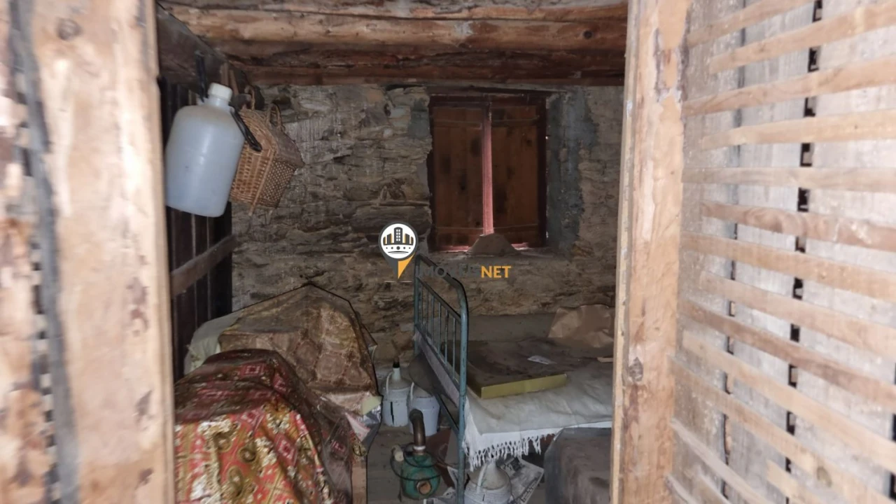 Moradia T3 para Venda em Almaceda Foto 41