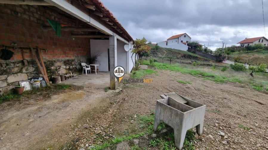 Moradia T3 para Venda em Almaceda Foto 14