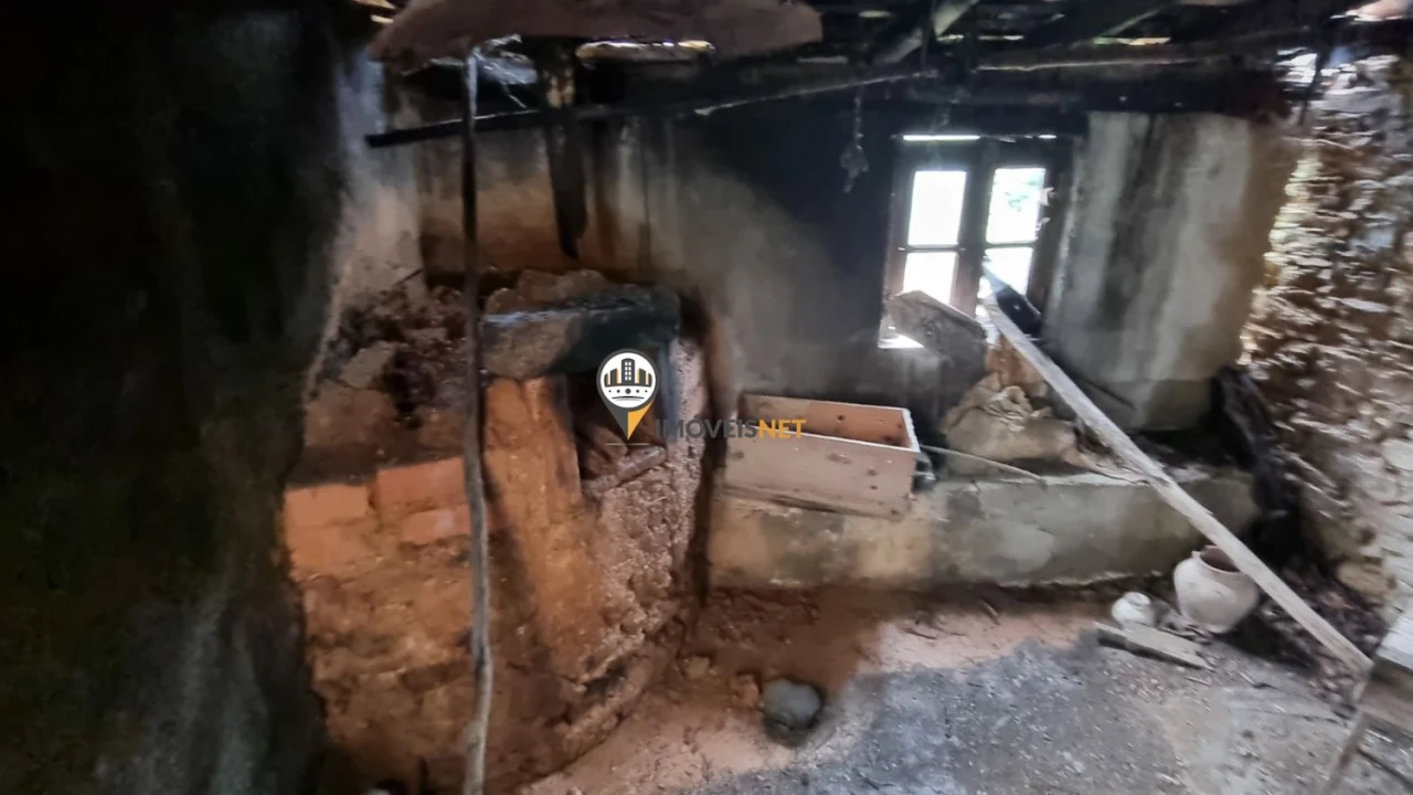 Moradia T3 para Venda em Almaceda Foto 25