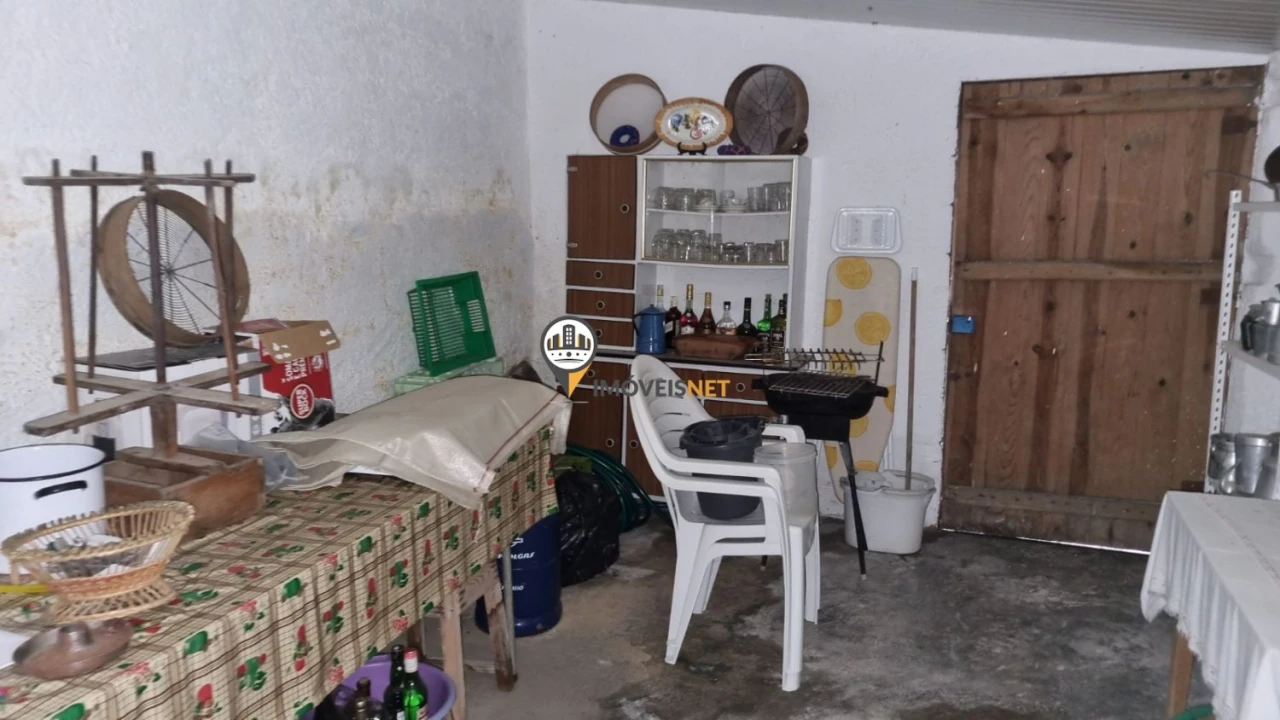 Moradia T3 para Venda em Almaceda Foto 38